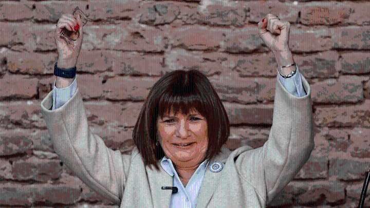 Bullrich renunció al Ministerio de Seguridad para asumir como senadora