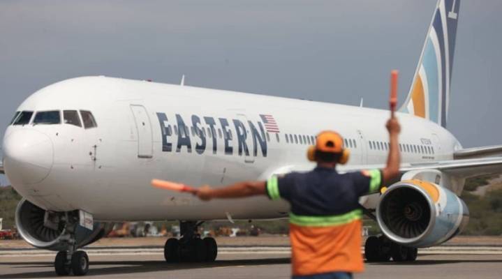 Las autoridades anuncian la reactivación de vuelos de migrantes desde EE.UU.