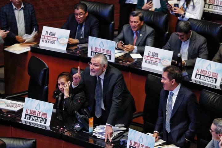 Descarta Adán López reunión inmediata con productores agrícolas