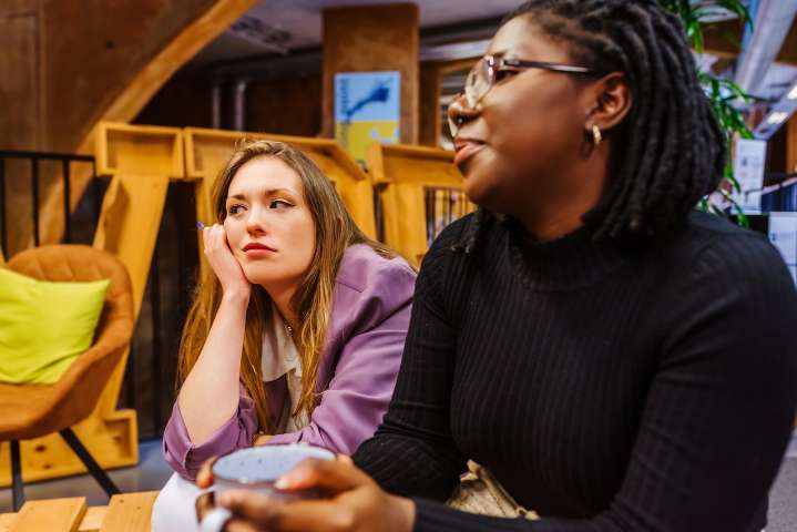 Miss Manners: I’m tired of pretending to enjoy my friends’ repeated anecdotes