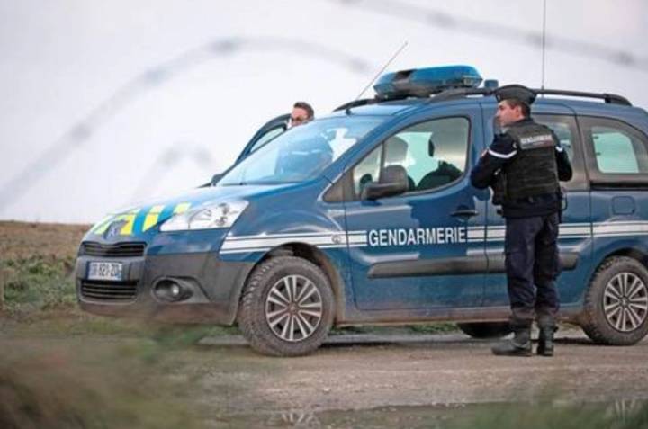 Autoridades de Francia detiene a 8 personas por asesinato de un joven retransmitido en redes sociales