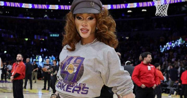 Winnie Harlow Pulls off a Mini-Skirt Look & Fans Go Wild