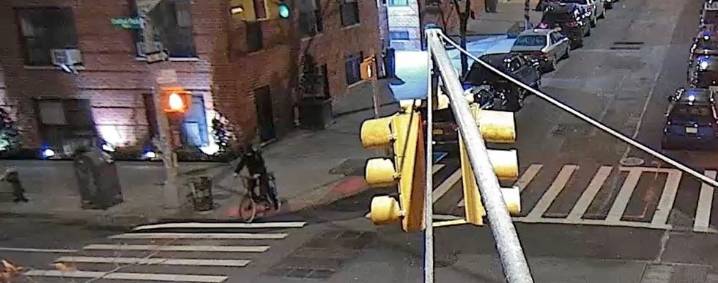 US dispatch, day 4: third officer testifies finding gun in Luigi Mangione's backpack, judge defends evidence sealing from press