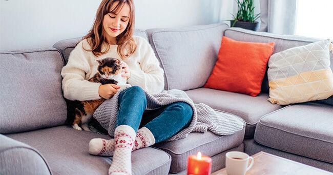 Keeping Pets Safe This Holiday Season: 5 Festive Safety Tips for Pet Owners