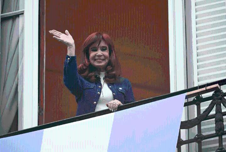 Cristina y sus hijos impugnaron la ejecución judicial de los bienes