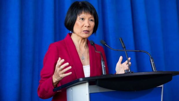 Toronto one step closer to making luxury homebuyers pay more in land transfer taxes