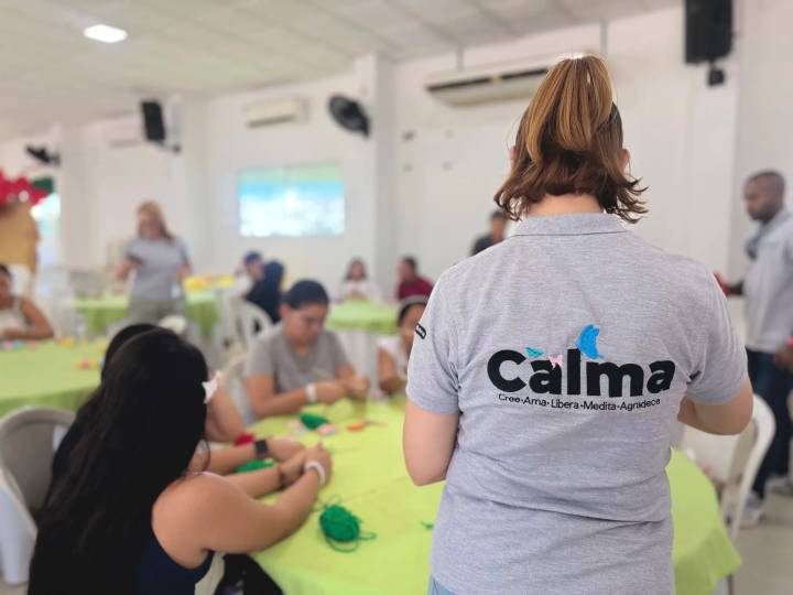 La estrategia 'Calma' de la IU Digital llega a las regiones para blindar la salud mental estudiantil