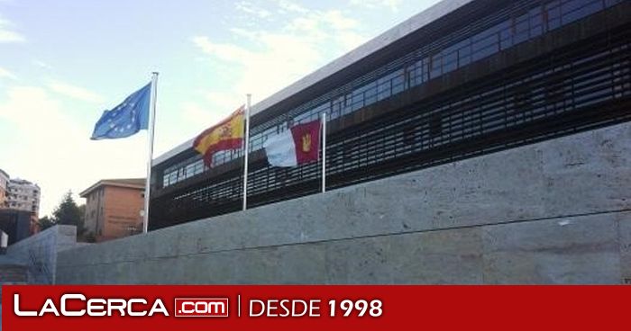 La AESAN amplía la alerta por presencia de 'Pseudomonas aeruginosa' en lotes de agua mineral de la marca Fuente Madre