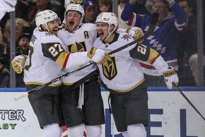 Deadspin | NHL roundup: Knights rally, nip Rangers on late OT goal
