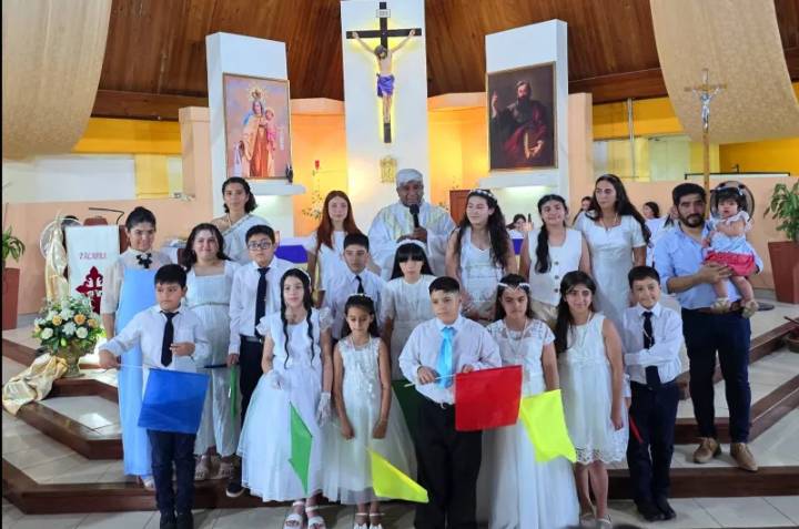 La parroquia Santiago Apóstol vivió la fiesta de la Primera Comunión