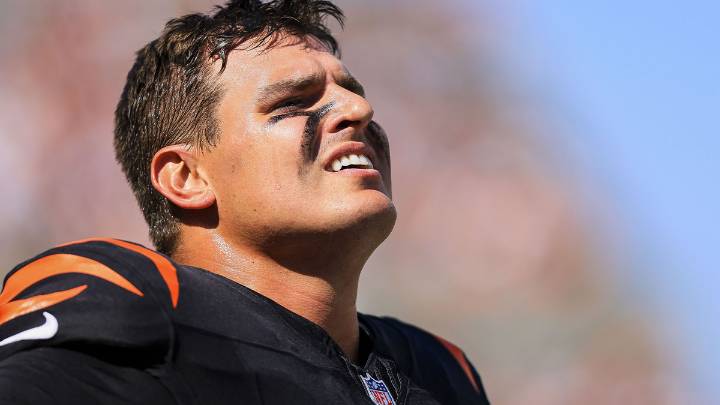 Trey Hendrickson’s 2025 season officially over after core muscle surgery