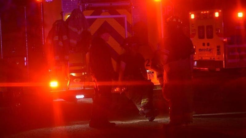 Man dies in Oakland County barn fire