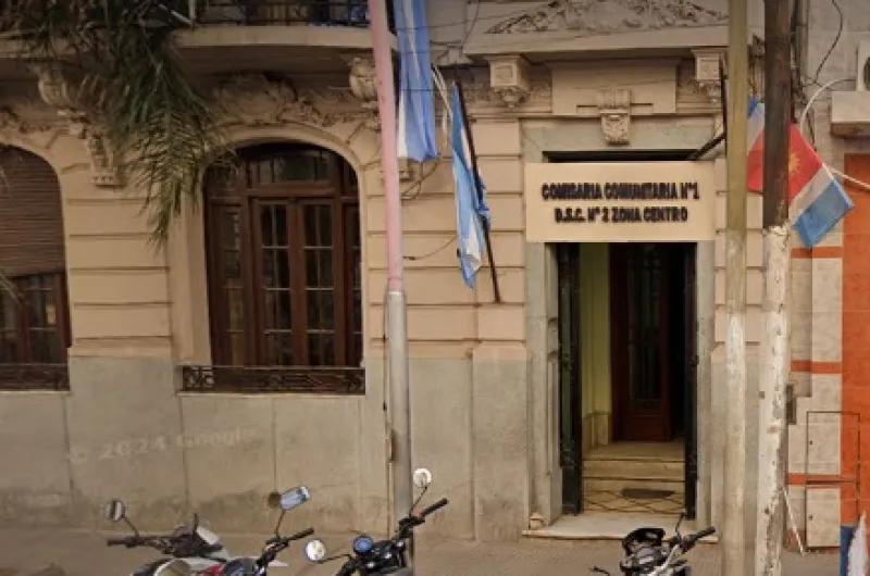 Una joven amenazó con lanzarse del 4º piso y golpeó a su pareja