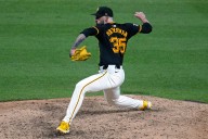Guardians sign ex-Pirates righty to bolster bullpen
