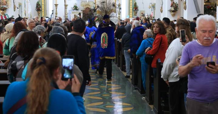 Fieles llenan Santuario para celebrar a la Virgen de Guadalupe en Tijuana