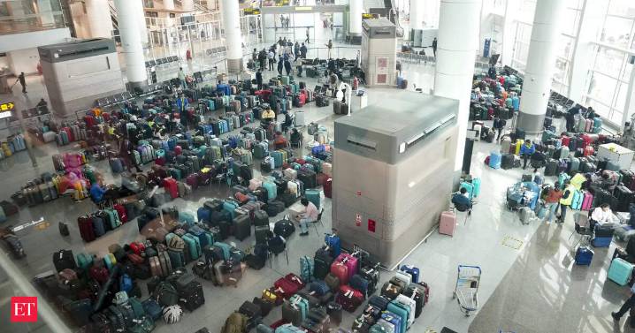 IndiGo cancels 500 flights, to operate 1,802 services on Monday: Ministry