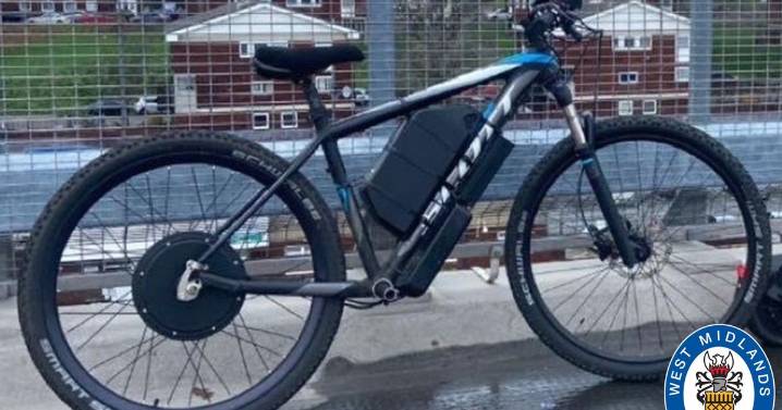Men steal e-bike from boy, 12, in Halesowen