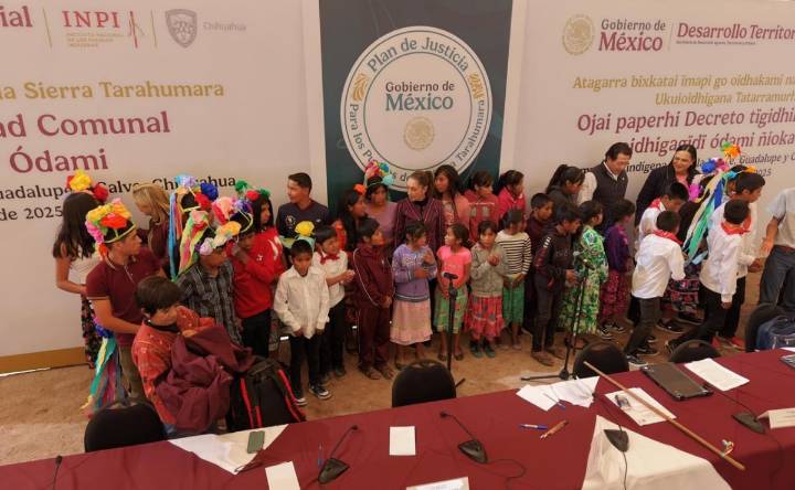 Sheinbaum promete más seguridad en Chihuahua, Sinaloa y Durango; restituye 3 mil hectáreas de tierra a pueblos indígenas