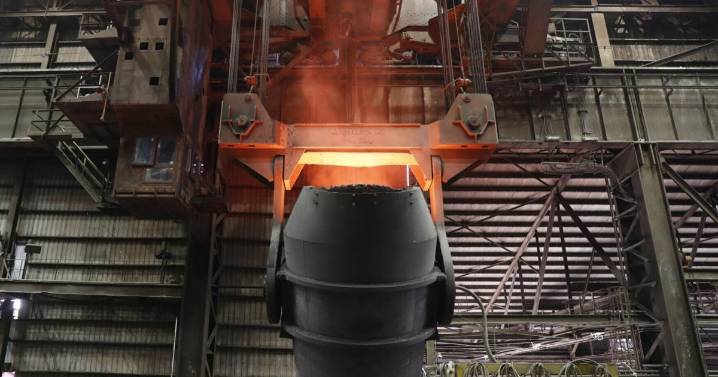 U.S. Steel reviving blast furnace in Illinois