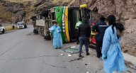 Norteamericana entre los seis fallecidos tras vuelco de bus en Cusco