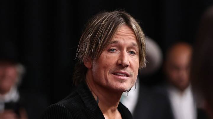 Keith Urban sings scathing song about 'toxic' relationship in latest TV appearance amid Nicole Kidman divorce