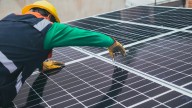 Instalar paneles solares en su casa: ¿cuánto cuesta y de cuánto es ahorro para su factura?