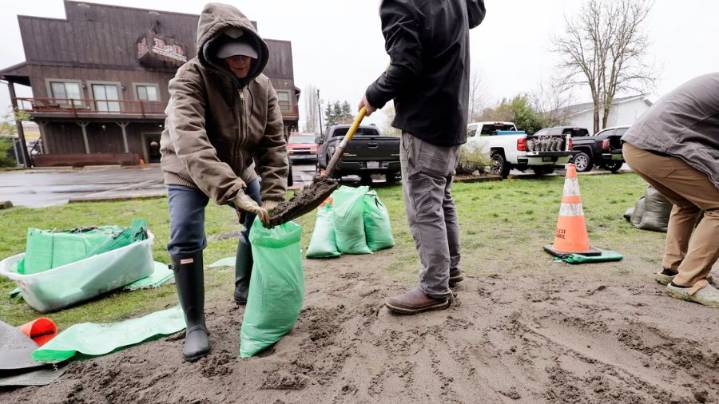 How you can help those impacted by WA's historic flooding