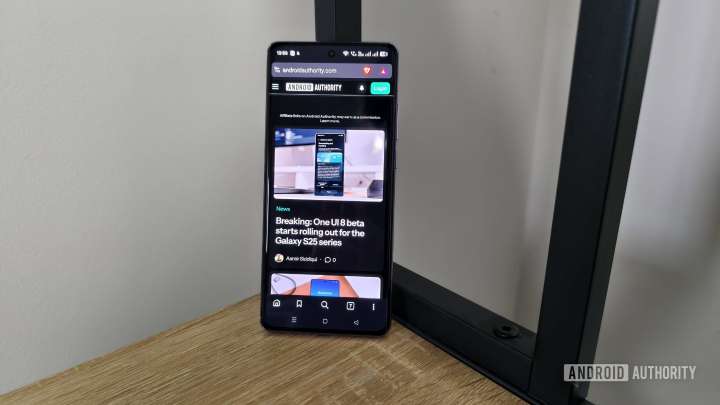 No dark mode in your favorite app? Your Pixel phone can now fix that.