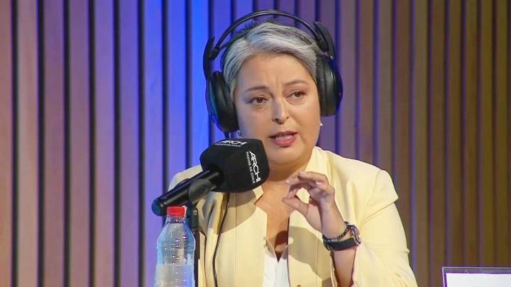 "No podemos regularizar a gente que entró por la ventana": Jeannette Jara sobre migrantes que llegaron por pasos irregulares