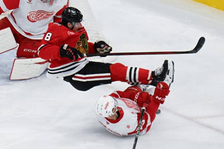 Chicago Blackhawks shut out in first game without Connor Bedard