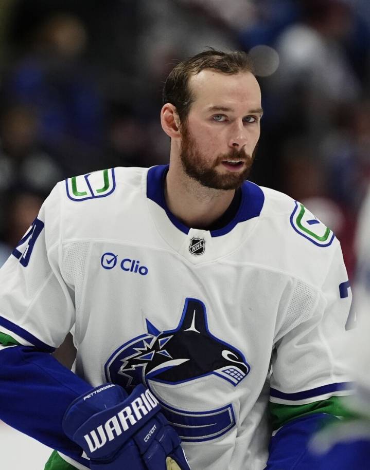 Nathan MacKinnon nets pair as Avalanche top Canucks - The Rink Live | Coverage of youth, junior, high school and college hockey