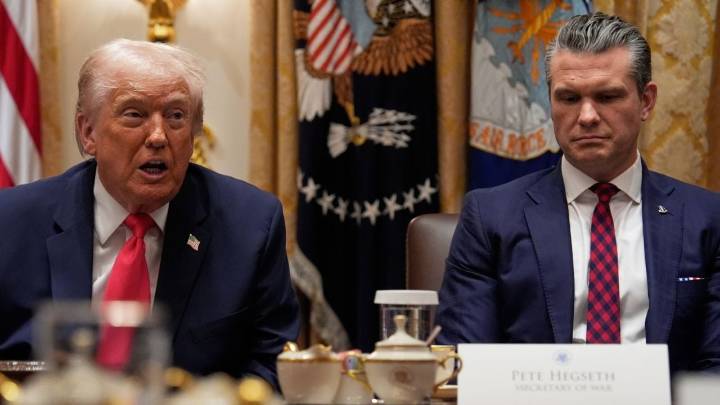 Trump advierte que "cualquiera" que produzca o venda drogas a EU "está sujeto a ataques"