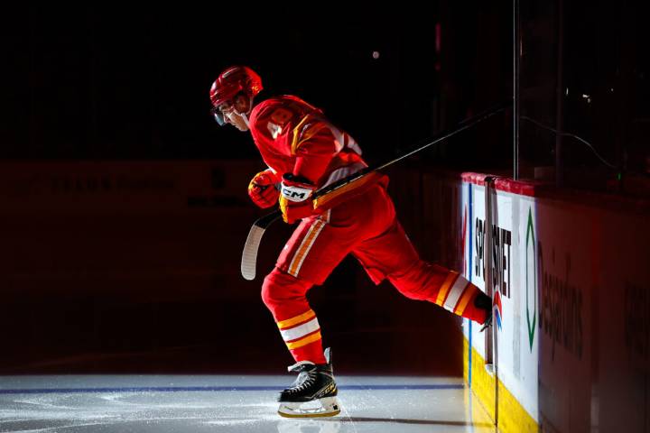 Calgary Flames Recall Hunter Brzustewicz
