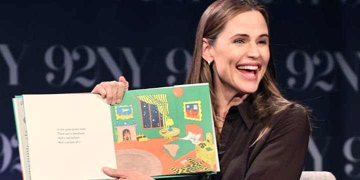 Jennifer Garner Attends Literary Event to Shine a Spotlight on Picture Books | Jennifer Garner