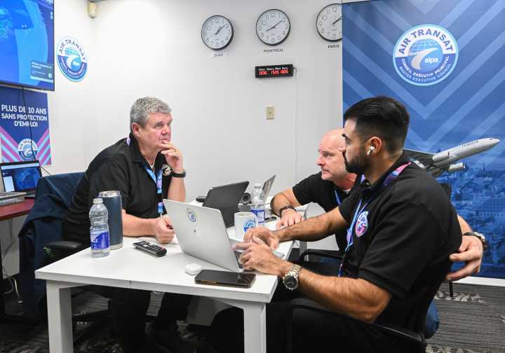 Air Transit to begin suspending flights Monday, with complete shutdown planned