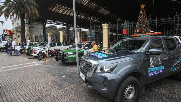 "Navidad Segura": Más de 2.000 carabineros reforzarán vigilancia en 175 puntos críticos de la RM