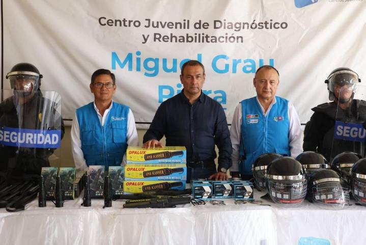 Piura: Ministerio de Justicia realiza supervisión de penal de Río Seco y Centro Juvenil Miguel GRau
