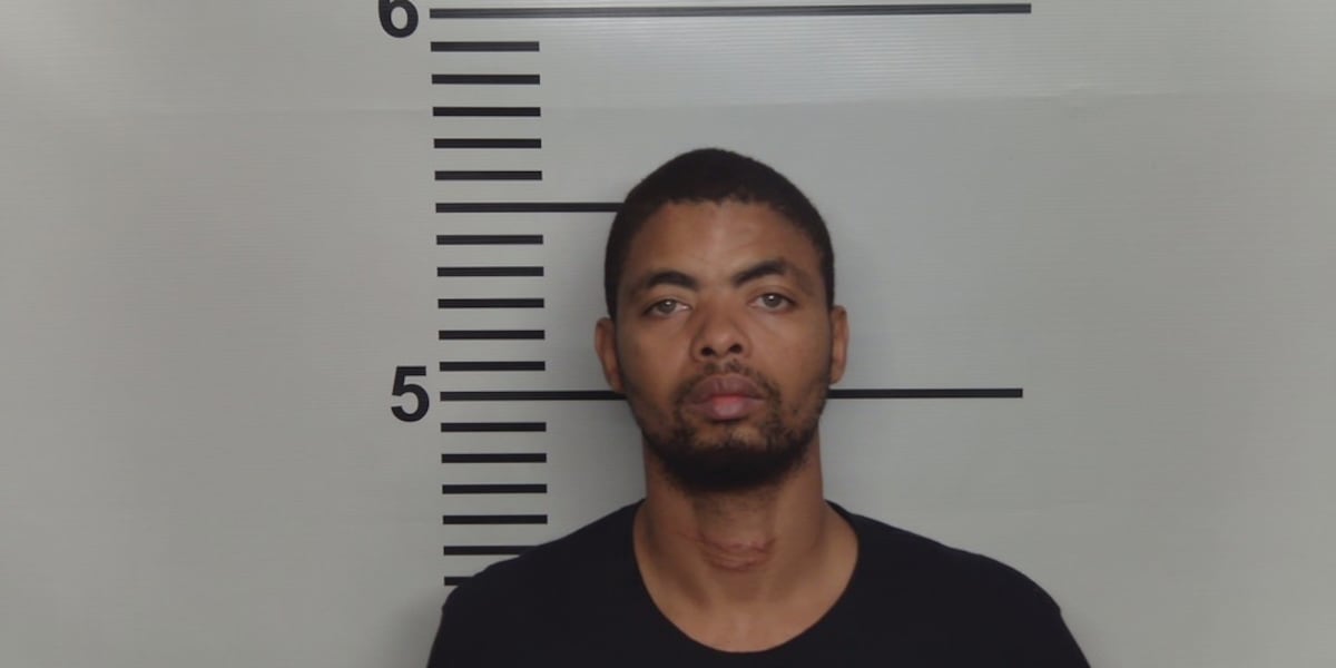 Man charged with murder in connection to shooting at downtown Louisville apartment