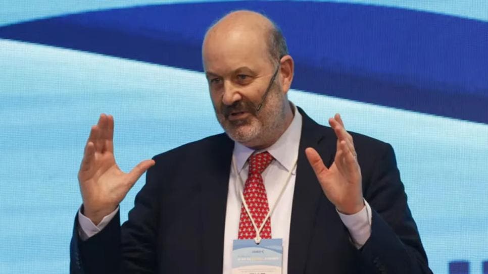 "A favor del trabajador y de las empresas", dijo Sturzenegger sobre la modernización laboral