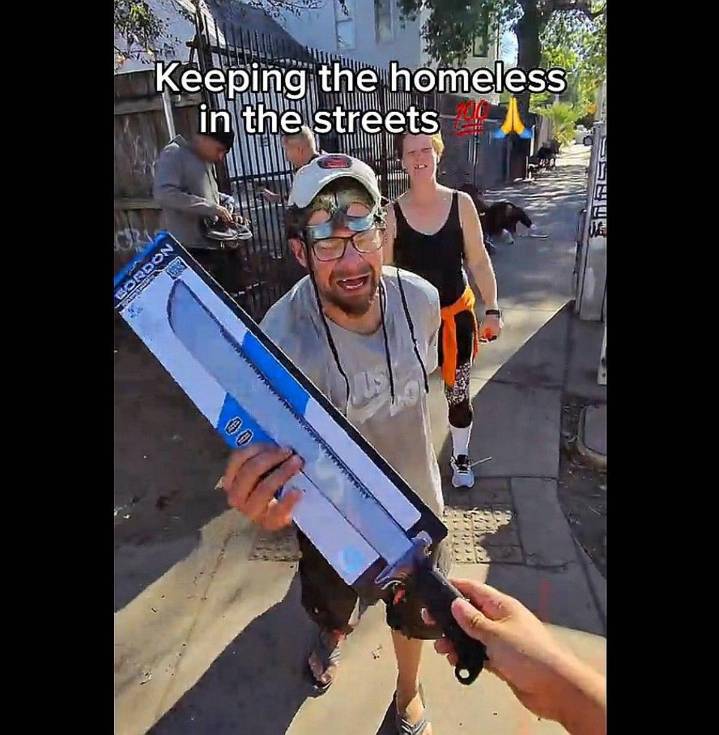 Man Hands Out Liquor and Machetes to Homeless in Louisiana, Texas