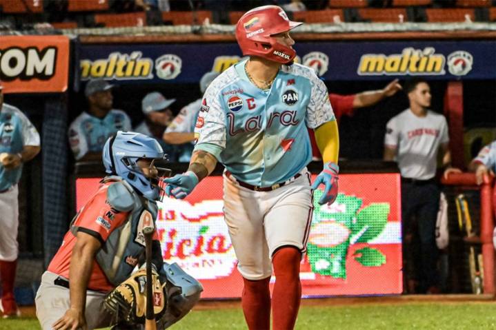 Cardenales vence a Águilas en duelo ofensivo de la LVBP