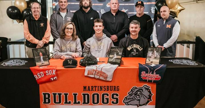 Bulldogs' Henderson signs with Millersville