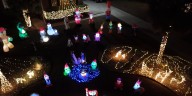 Family’s holiday light display spreads joy to Lexington neighborhood