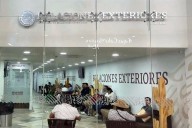 Se perfilan los Kahwagi para ganar pasaportes; tienen la INE