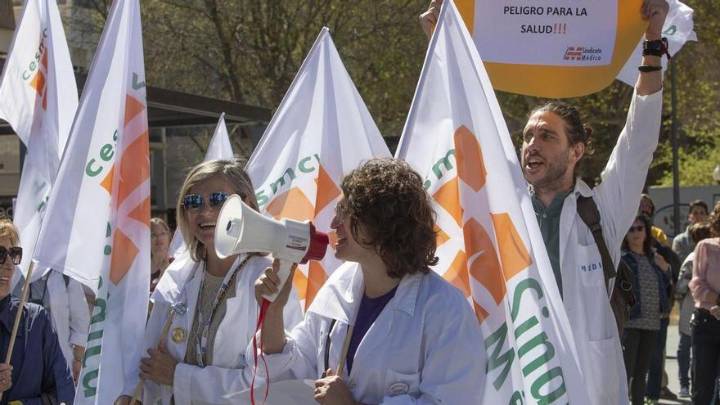 Los médicos inician una huelga hasta el viernes para mejorar sus condiciones