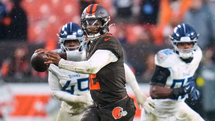 Shedeur Sanders’ first 300-yard passing game not enough in Browns loss
