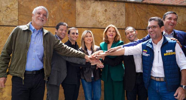 ‘La mejor opción’: Vicky Dávila pidió unión en la derecha para poder derrotar a Iván Cepeda