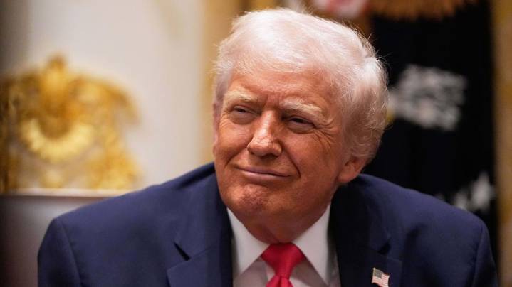 Trump $2,000 tariff checks update: Here's the latest on the president's proposal