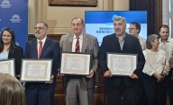 Farana "alegre y orgulloso" por la distinción en el Senado