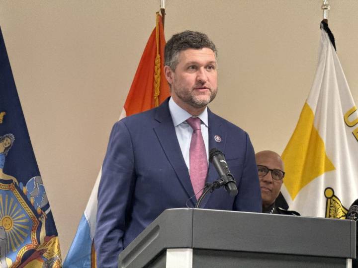 Ryan introduces bill to increase funding for infrastructure grant program